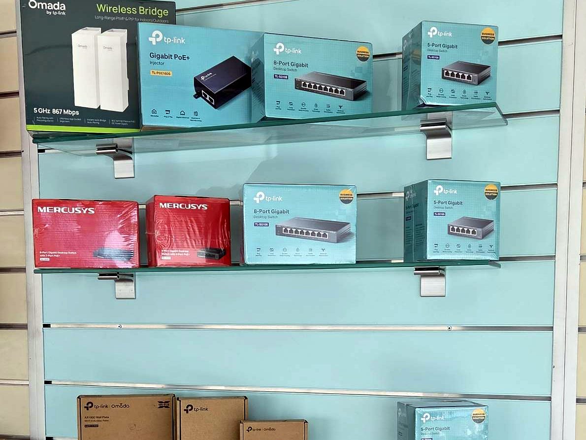 Switches TP-Link, Mercusys και ασύρματη γέφυρα Omada